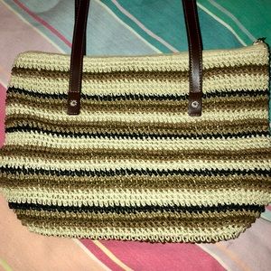 STRAW TOTE with top zipper